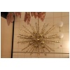 Lustre Spoutnik extra large en laiton et fleurs en cristal transparent 35