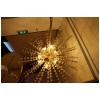 Lustre Spoutnik extra large en laiton et fleurs en cristal transparent 36