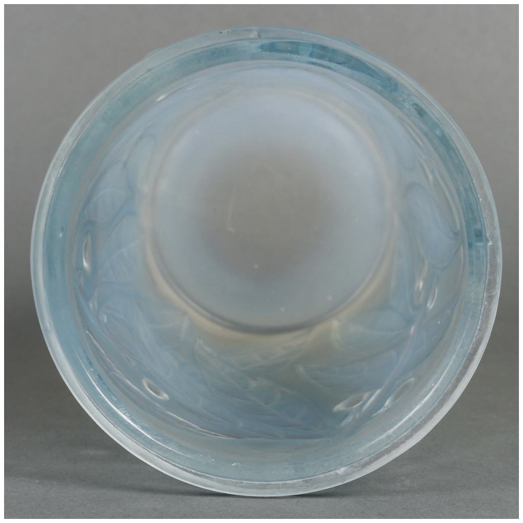 1922 René Lalique – Laurier Vase Blue Patinated Opalescent Glass 6