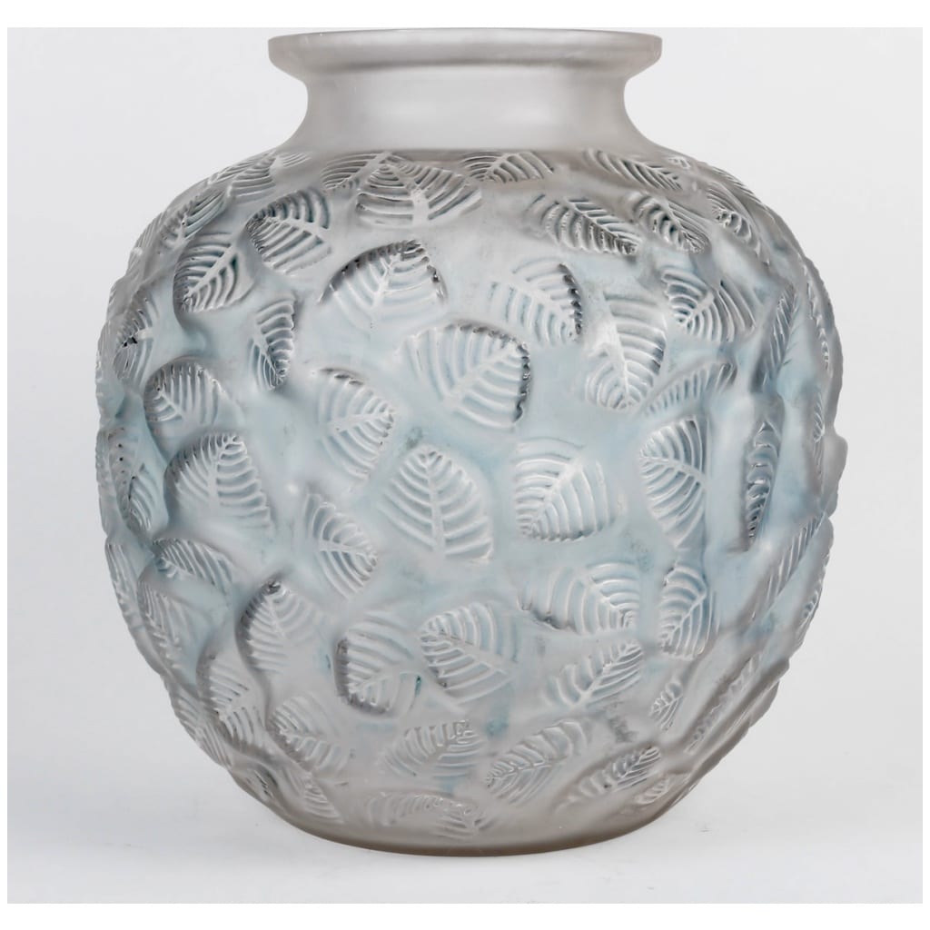 1926 René Lalique – Charmille Vase White Glass with Blue Patina 3