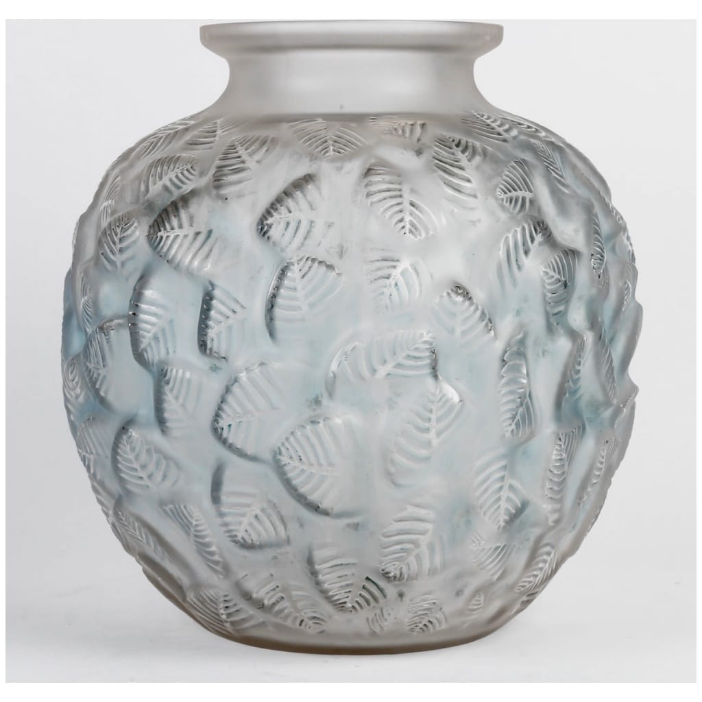 1926 René Lalique – Charmille Vase White Glass with Blue Patina 5