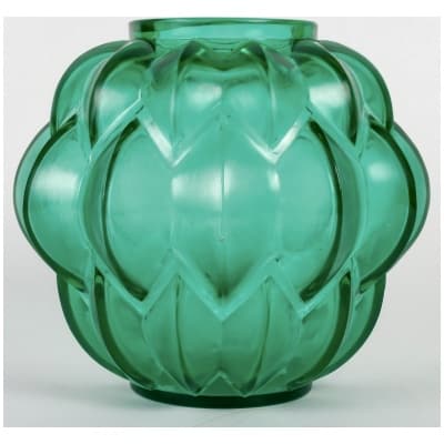 1927 René Lalique – Vase Nivernais Verre Vert Emeraude