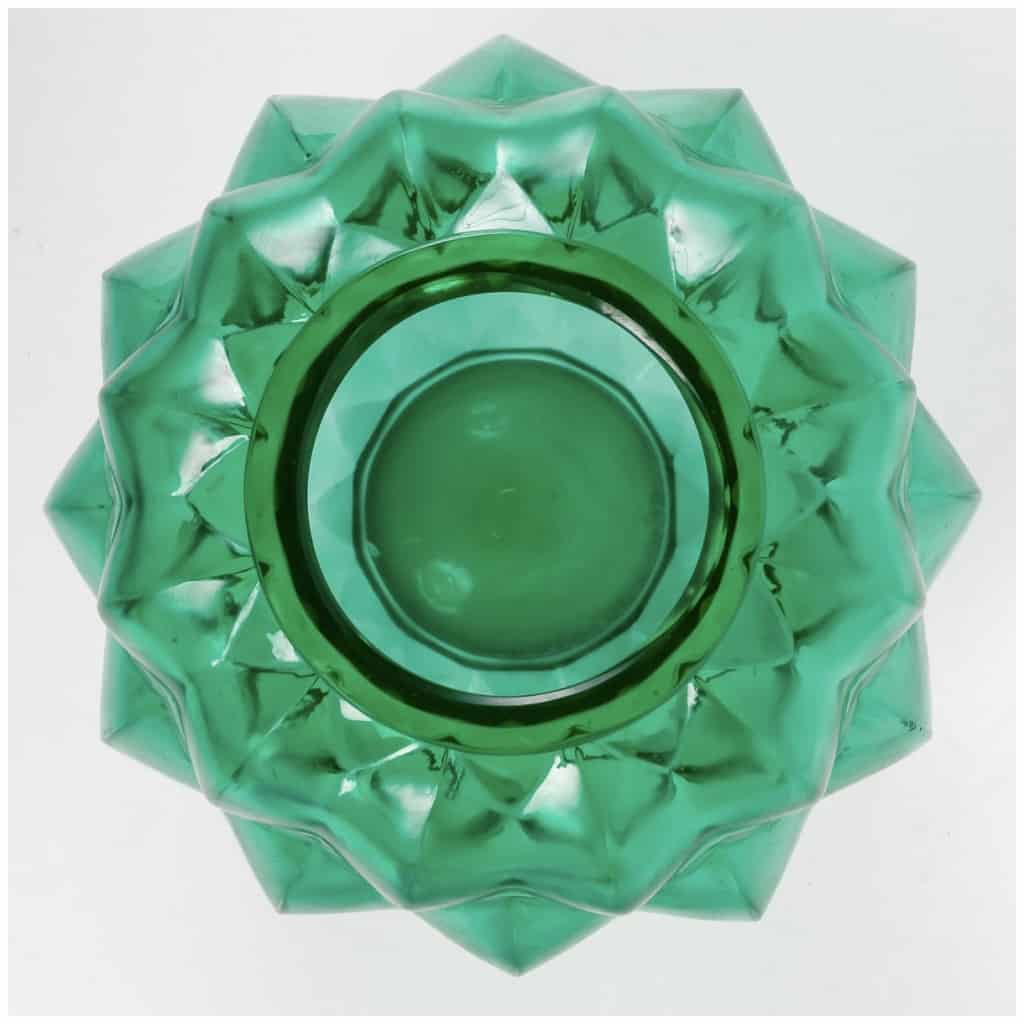 1927 René Lalique – Nivernais Vase Emerald Green Glass 6