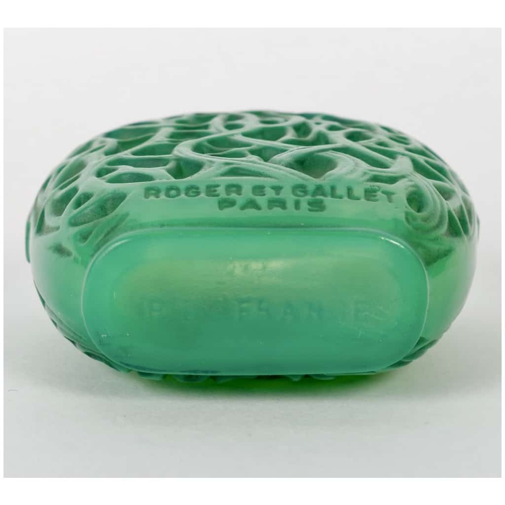 1926 René Lalique – Le Jade Bottle Green Glass Jade Gray Patina For Roger & Gallet 8