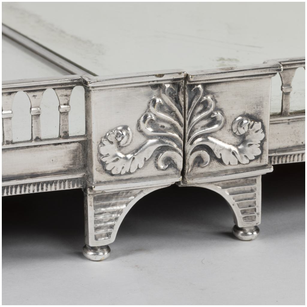 Above all table in five parts in silvered bronze, chiseled and engraved, mirror background, XIXe 14