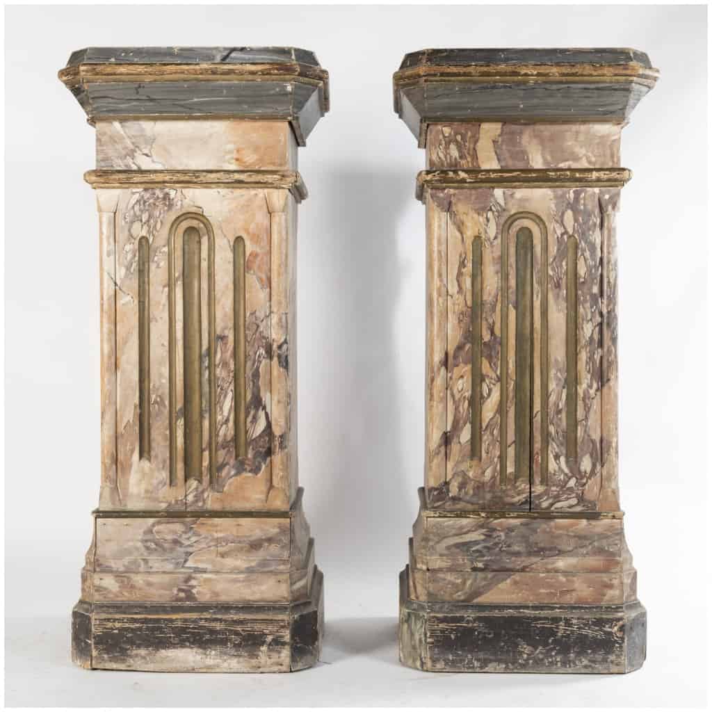 Pair of terracotta sculptures on two trompe-l'oeil painted wooden columns, XIXe 17