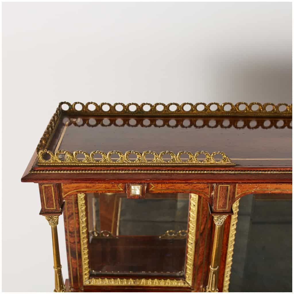 Italy, Lady's desk in mahogany veneer and tinted ivory and mother-of-pearl marquetry, XIXe 9