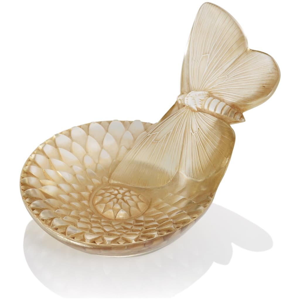 1931 René Lalique – Dahlia and Butterfly Ashtray 4