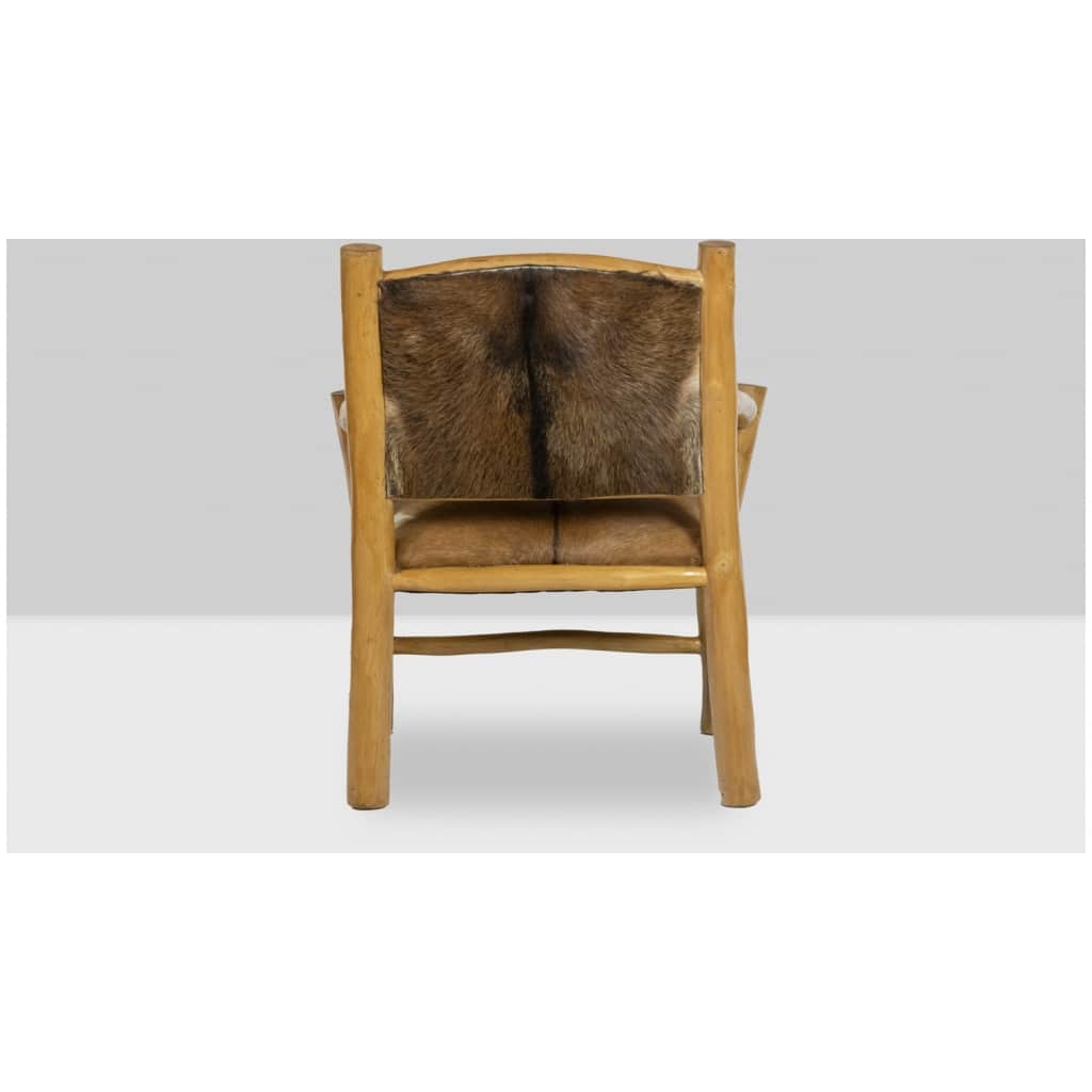 Brutalist style armchair in elm and goatskin, 1970s 5