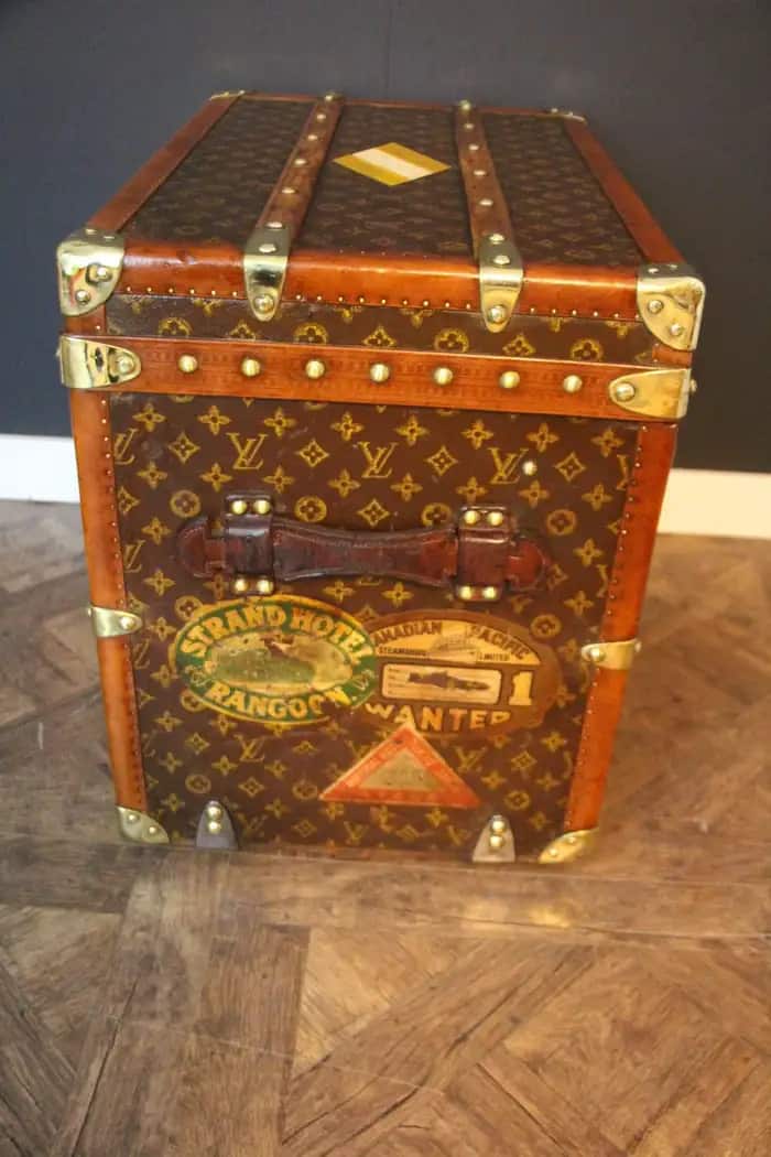 Lot 56 - A Louis Vuitton shoe trunk