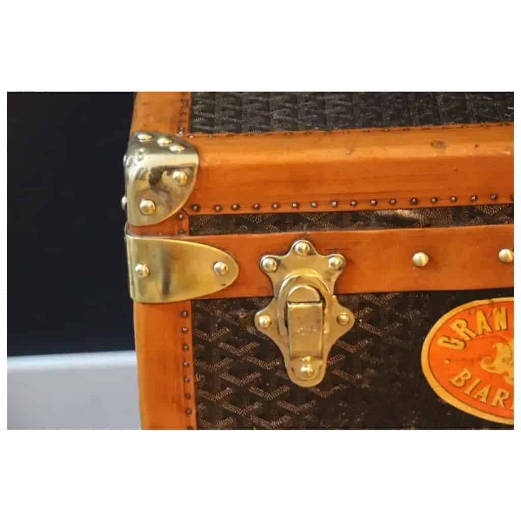Goyard mail trunk 100 cm from the 1920s 5