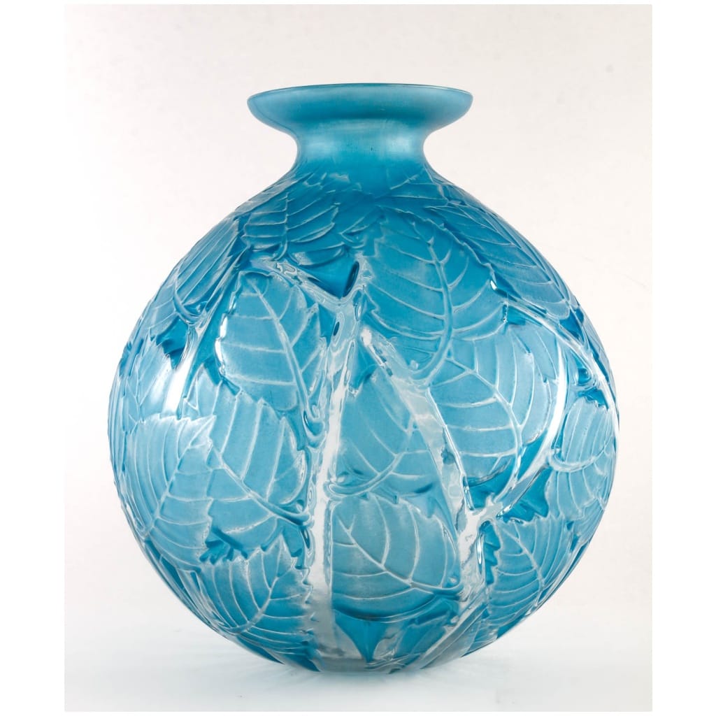 1929 René Lalique – Milan Vase White Glass Patinated Electric Blue 3