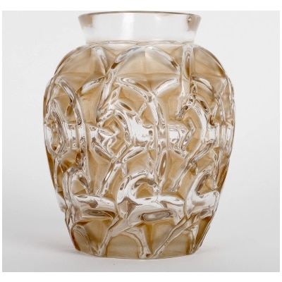 1931 René Lalique – Vase Chamois Verre Blanc Patiné Sépia