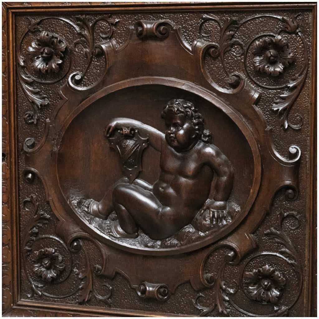 C. Pizzati, Neo-Renaissance canted display case in richly carved walnut, XIXe 14