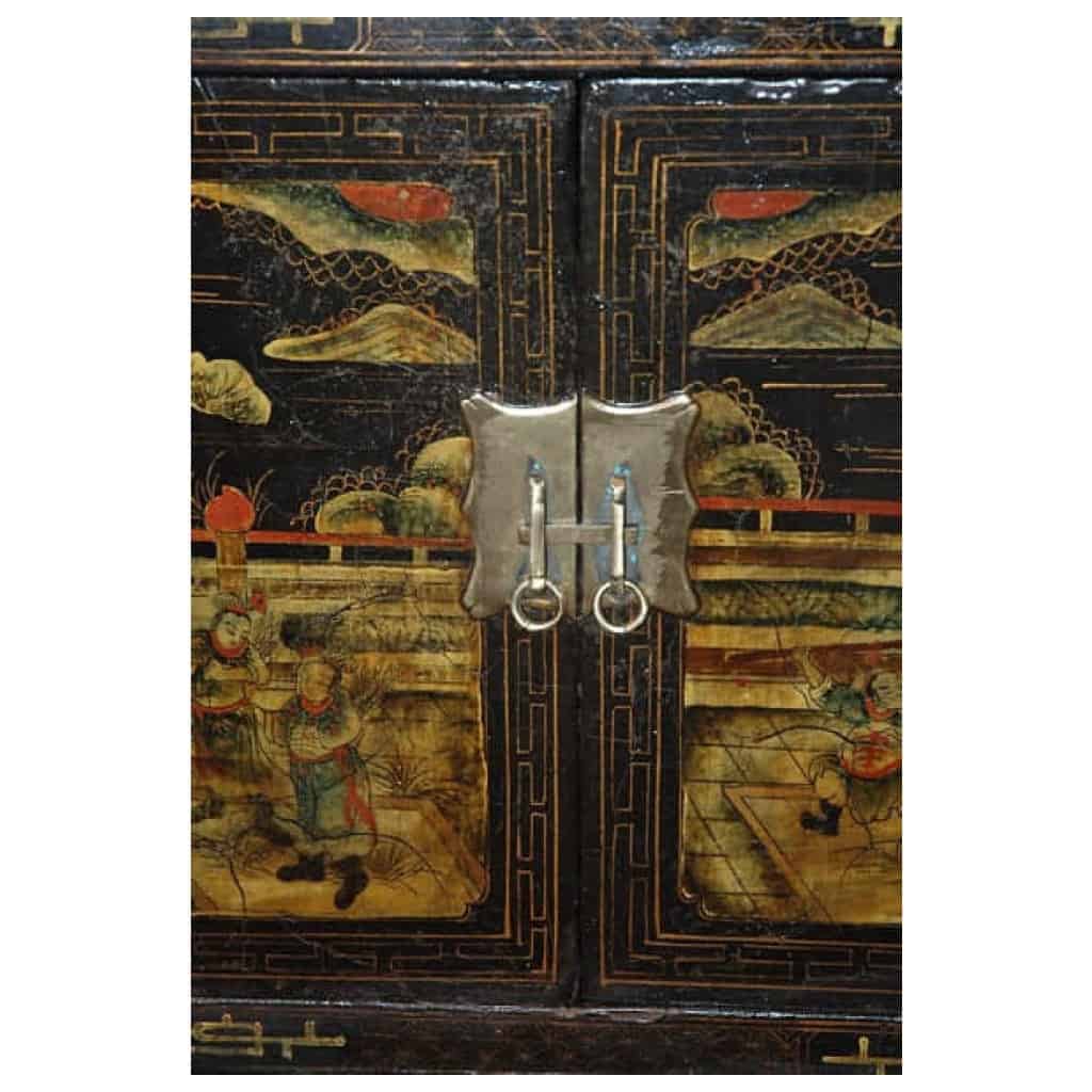 Antique Chinese polychrome furniture in lacquered Elm 12