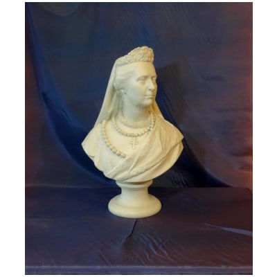 Biscuit Bust Of Victoria Von Baden 3