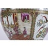Paire de vases en porcelaine Canton. Circa 1950. 29