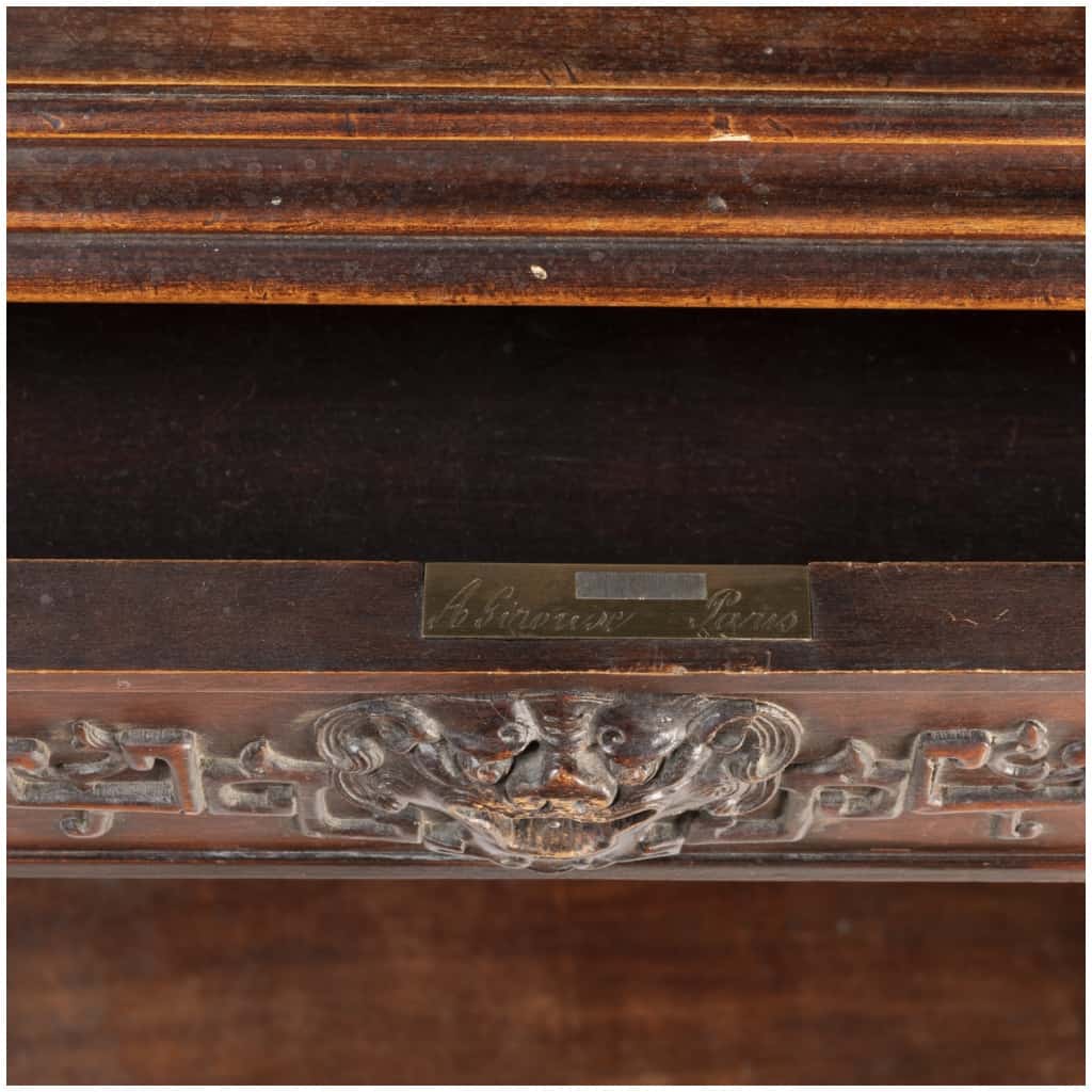 Maison Alphonse Giroux, cabinet vitrine en bois teinté sculpté au dragon, XIXe 11