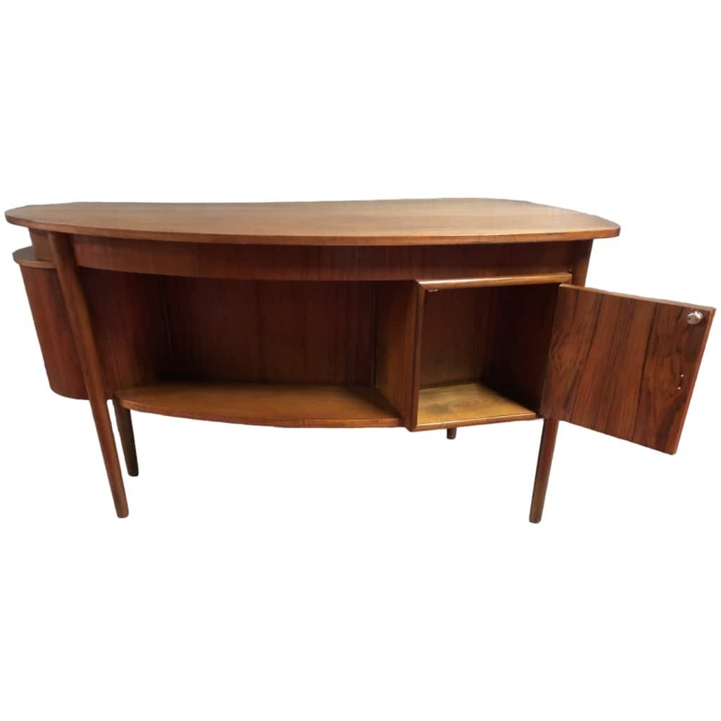 Scandinavian double-sided teak desk with half-moon body from the 1960s 8