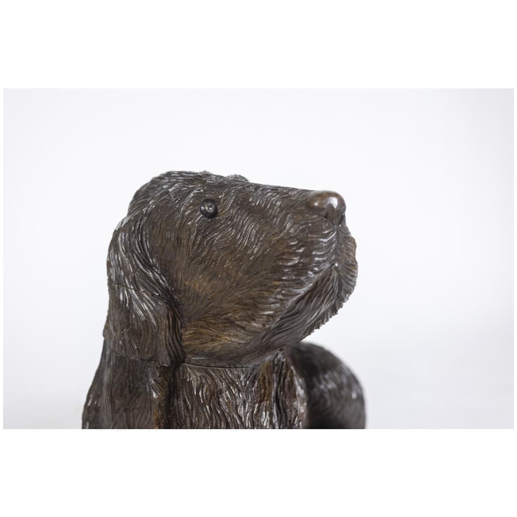 Carved basswood dog in Black Forest style, circa 1900 8