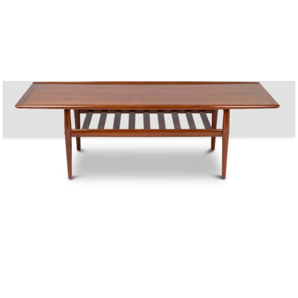 Grete Jalk pour Glostrup. Table basse « GJ106 » en teck. Années 1960. 5