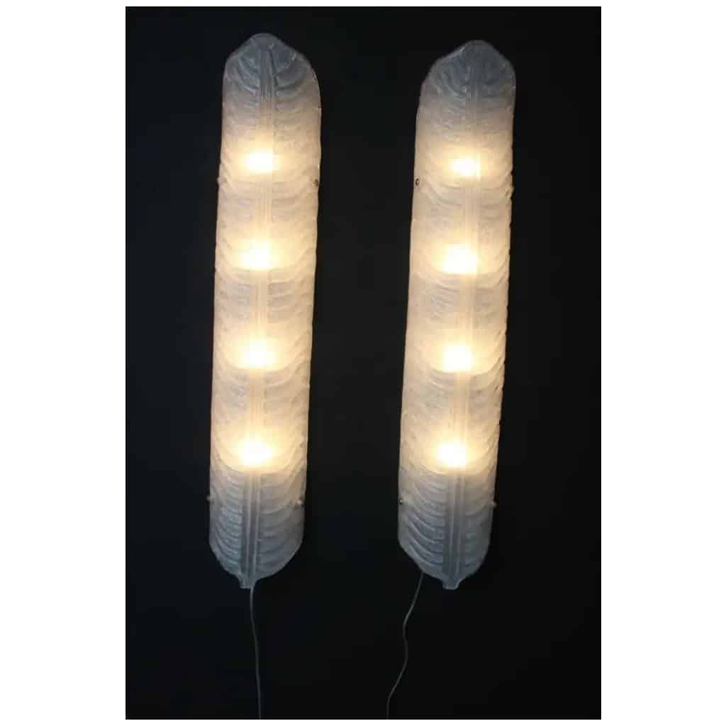 Pair of long feather-shaped white Murano glass sconces, long wall lights 5