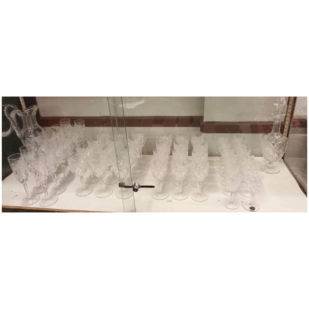 SERVICE DE 50 PIECES SIGNEES SAINT LOUIS MODELE FLORENCE 12