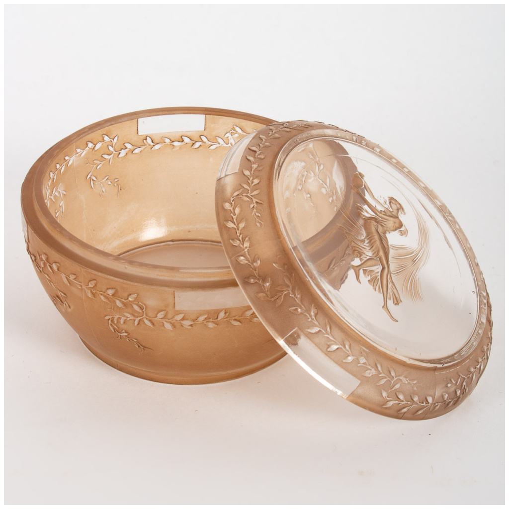 1910 René Lalique – Boîte Ermenonville Verre Blanc Patiné Sépia 5