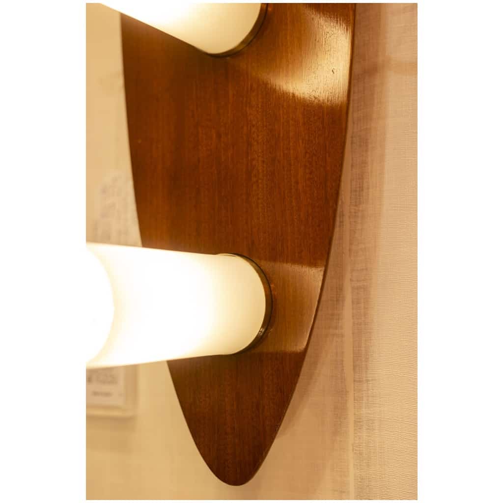 Maison Arlus, Pair of mahogany and opaline wall lights. 1960s. 5