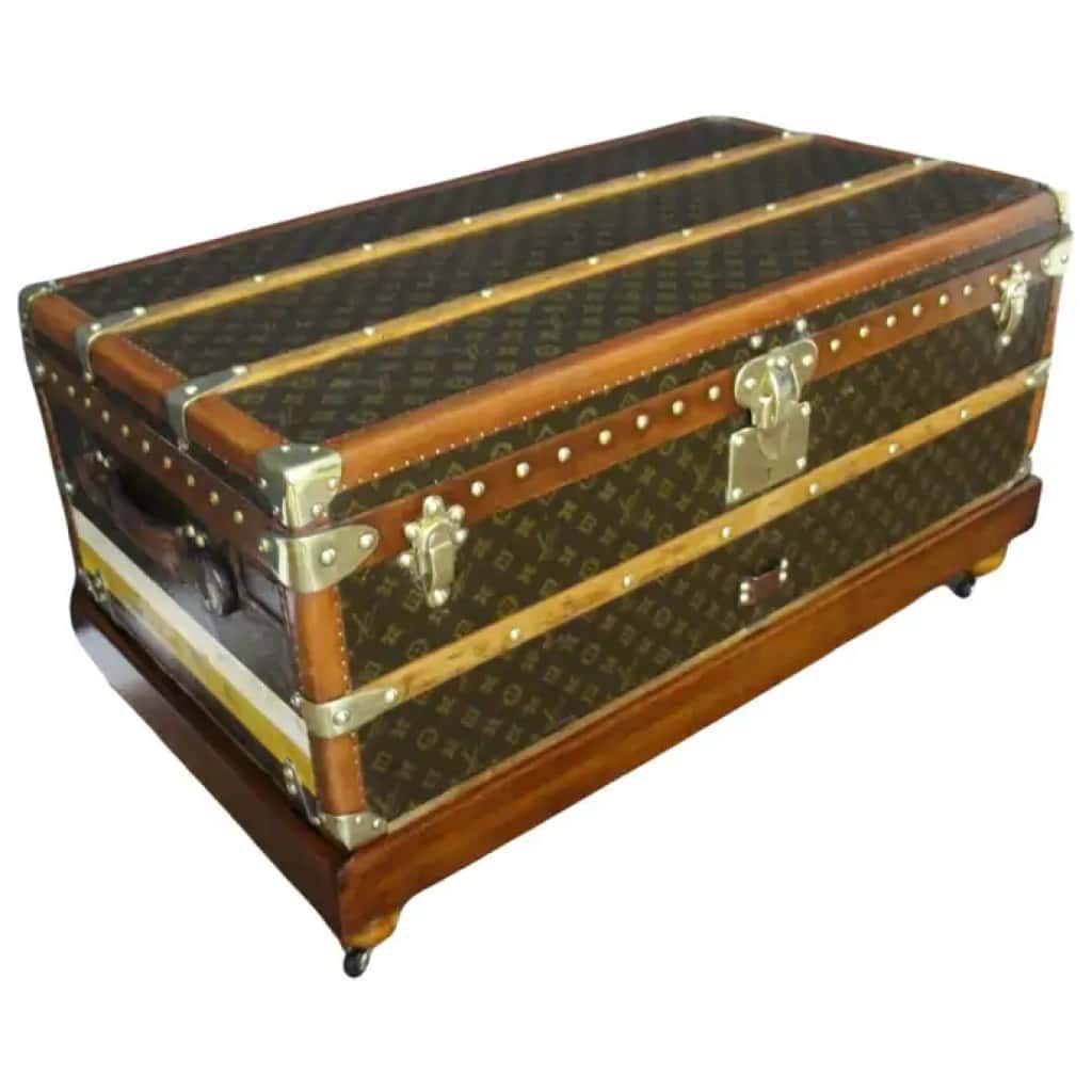 Louis Vuitton trunk from the 1920s, Louis Vuitton cabin trunk 90 cm 3