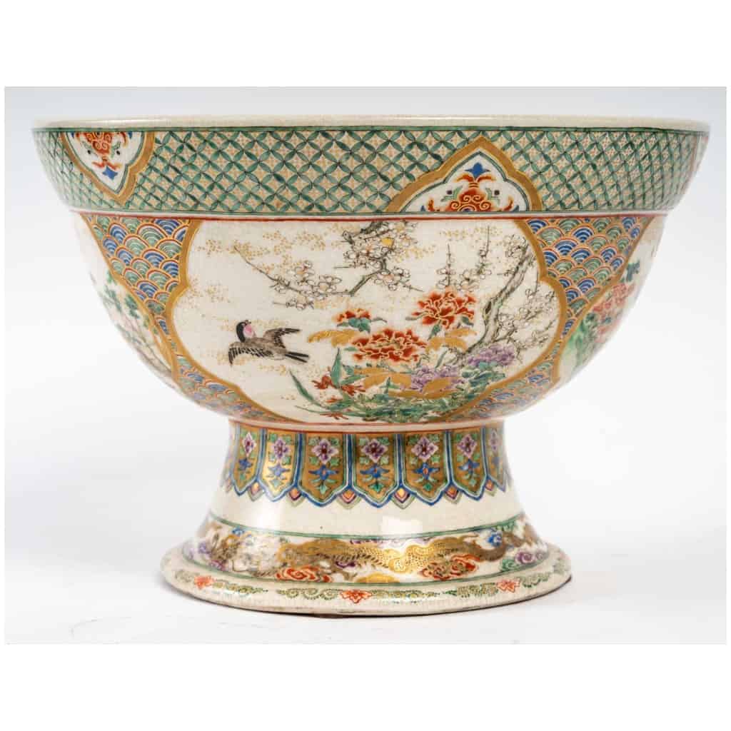Grande coupe japonaise en porcelaine sur pied-douche de Kyoto – 19ème siècle 11