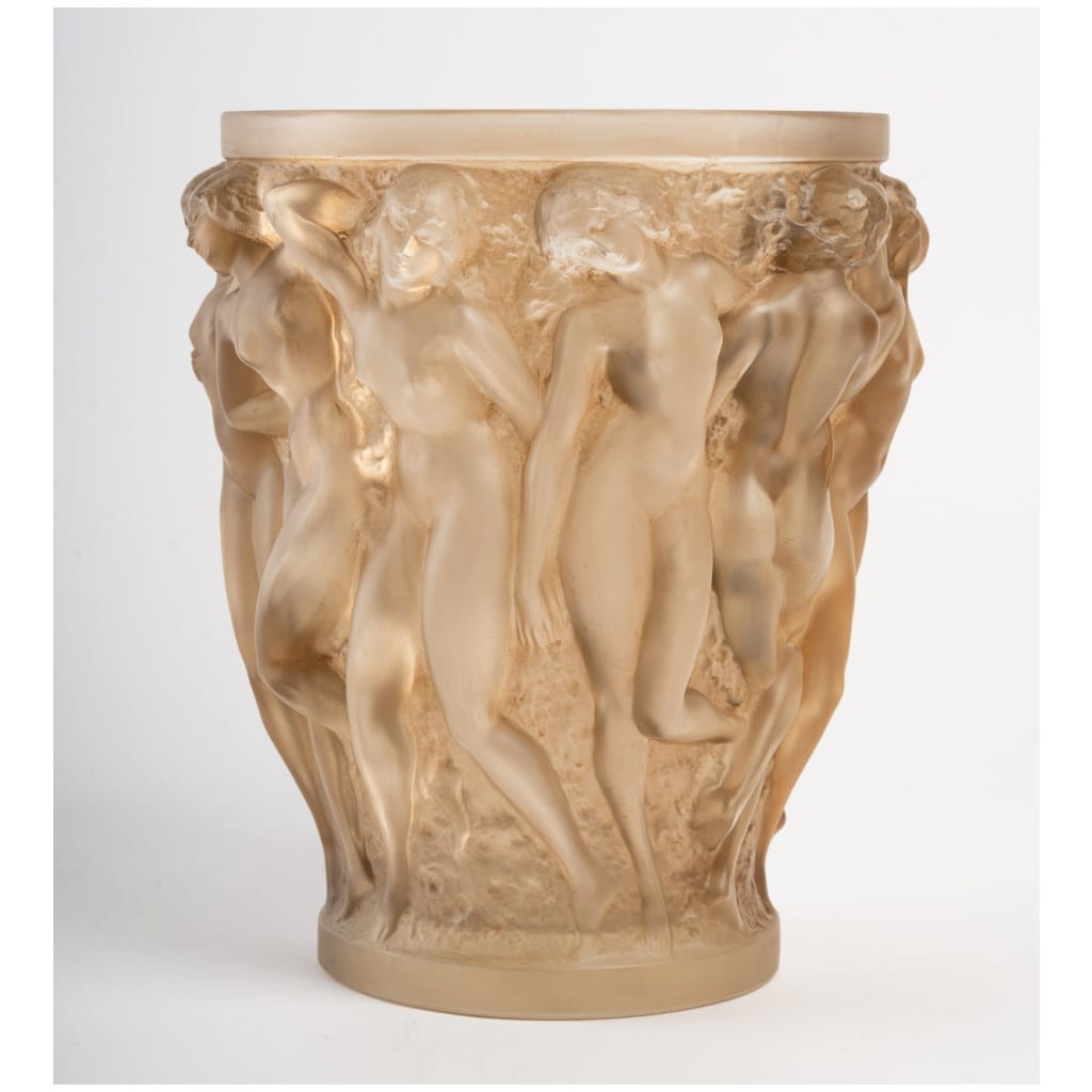 1927 René Lalique – Vase Bacchantes Patinated White Glass Sepia 5