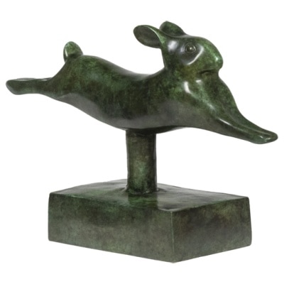 François Pompon. « Lapin courant », bronze, tirage de 2006.
