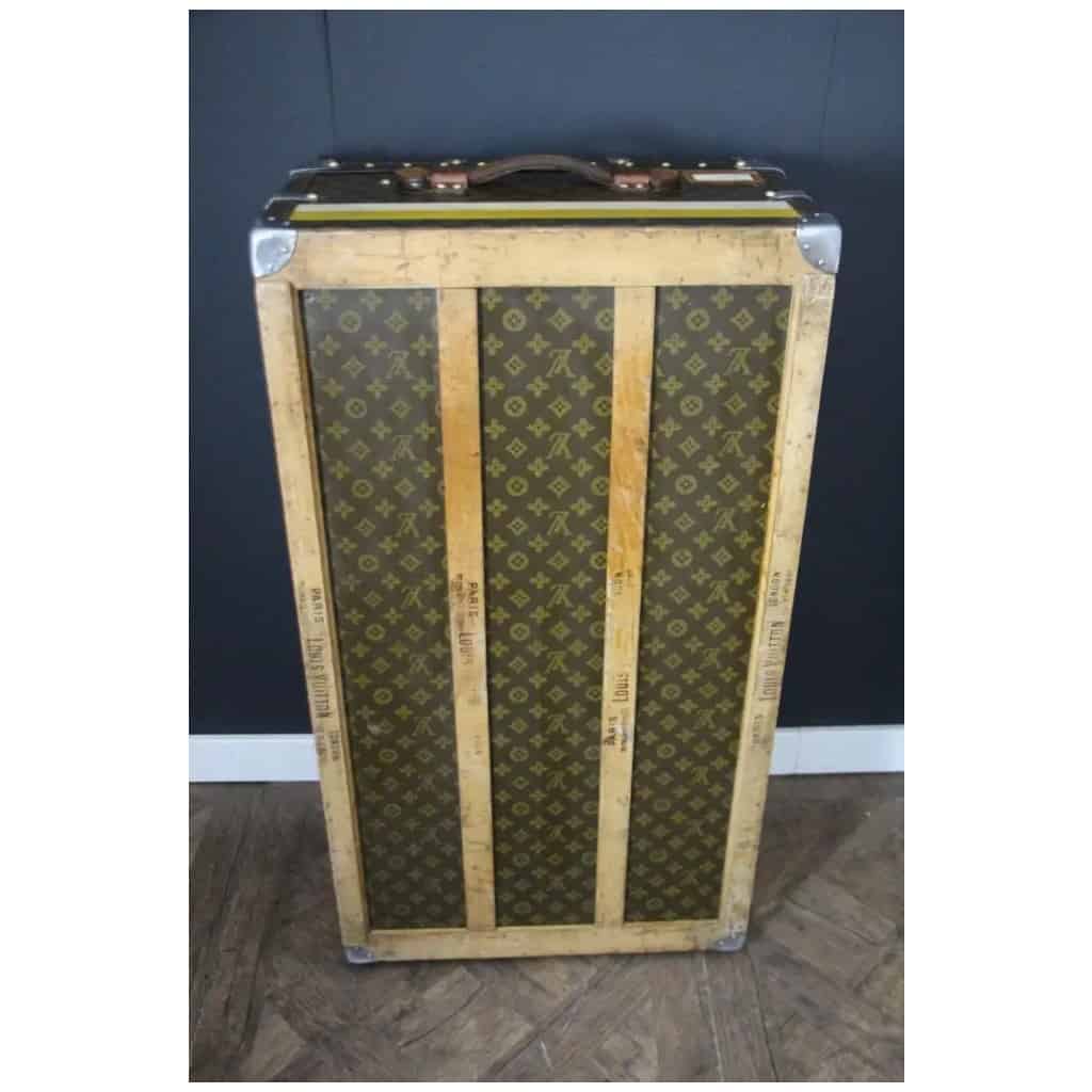 Louis Vuitton cabin trunk from the 1920s, 90 cm 21