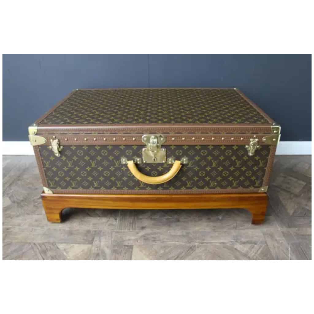 Louis Vuitton trunk, Vuitton Alzer 80 4 suitcase