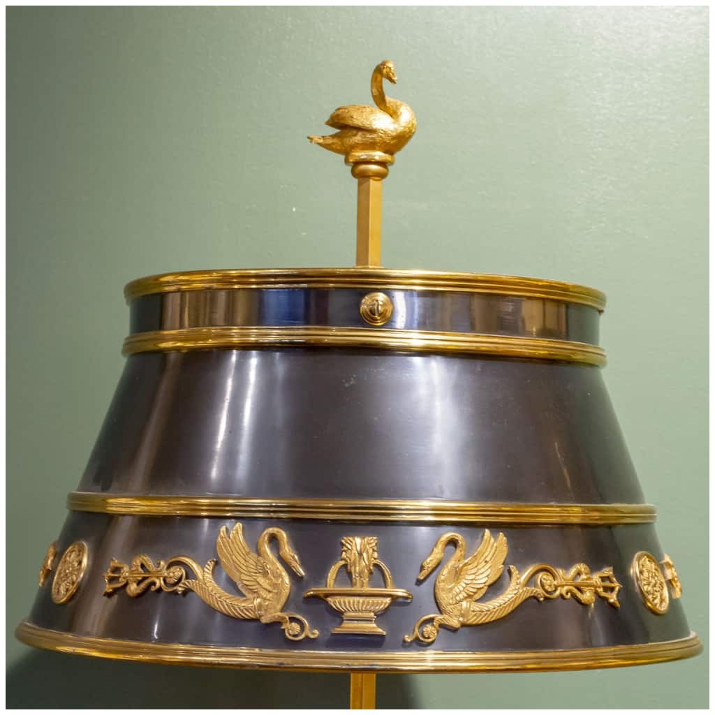 Grandes Paire De Lampes Bouillottes En Bronze De Style Louis XVI. 4