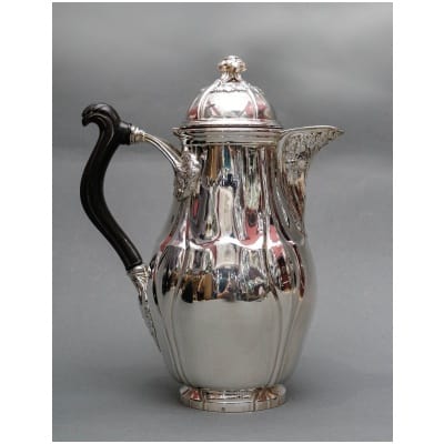 LELIÈVRE (EUGÈNE-ALFRED) – CAFETIÈRE EN ARGENT MASSIF TIFFANY CIRCA 1880 ART NOUVEAU