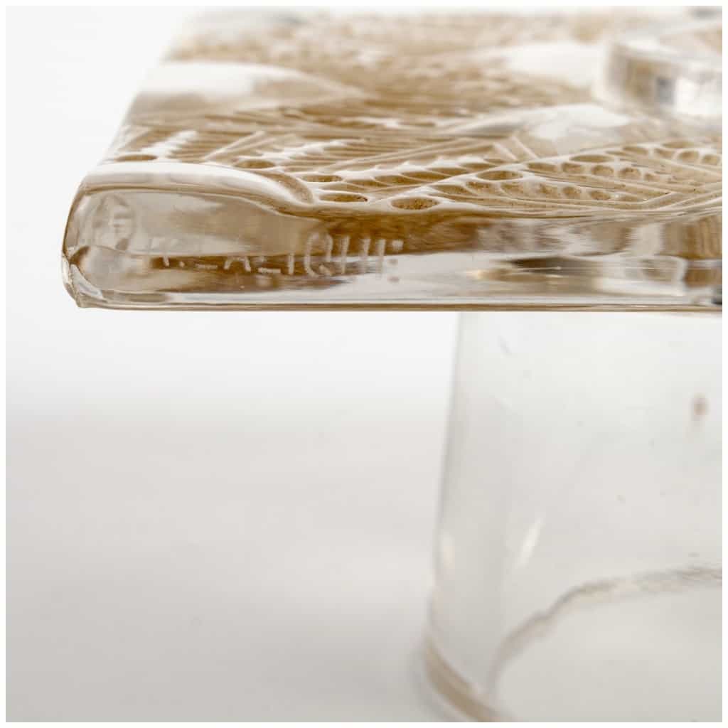 1942 René Lalique – Chantilly Centerpiece Sepia Patinated Glass 2 Cups 6 Candlesticks 12