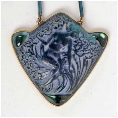 1913 René Lalique – Woman In Flowers Pendant Necklace Electric Blue Glass