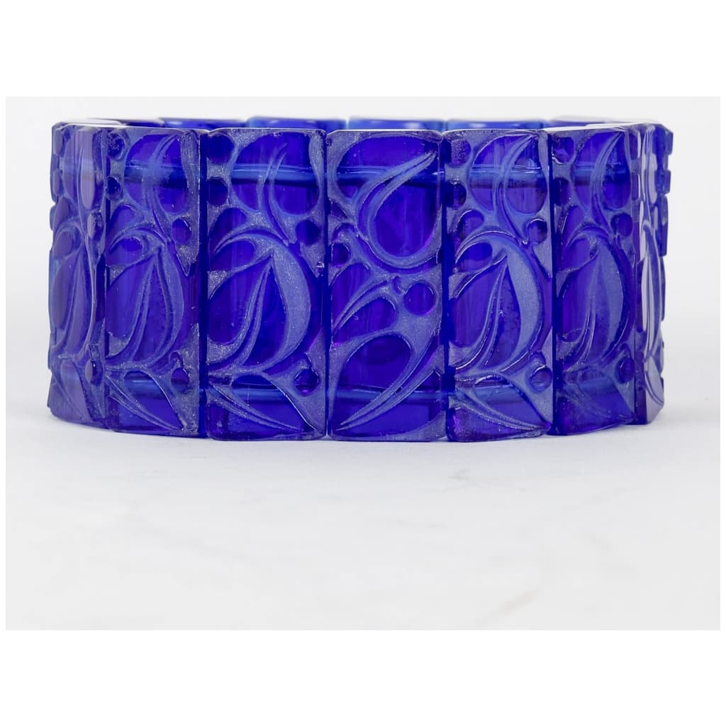 1928 René Lalique – Art Deco Sophora Bracelet Cobalt Blue Glass Patinated White 4