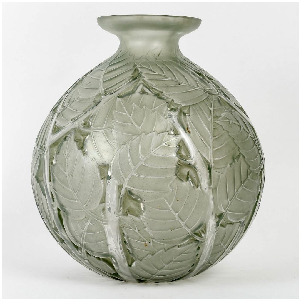 1929 René Lalique – Vase Milan Verre Blanc Patiné Vert 4