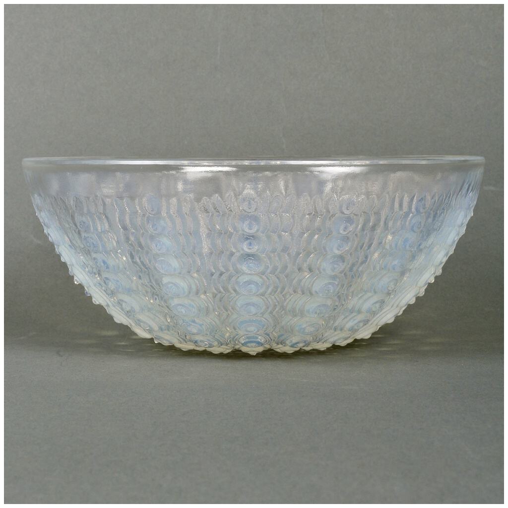 1935 René Lalique – Opalescent Glass Sea Urchin Cup 4