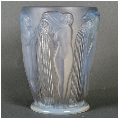 1926 René Lalique – Vase Danaïdes Verre Opalescent Patiné Gris 3