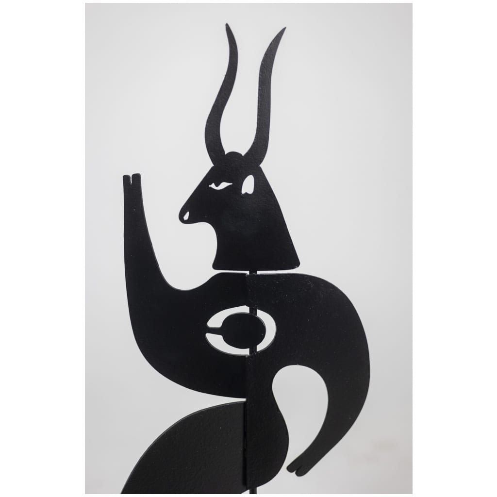 Sculpture à poser, modèle « Taurus ». Travail contemporain. 4