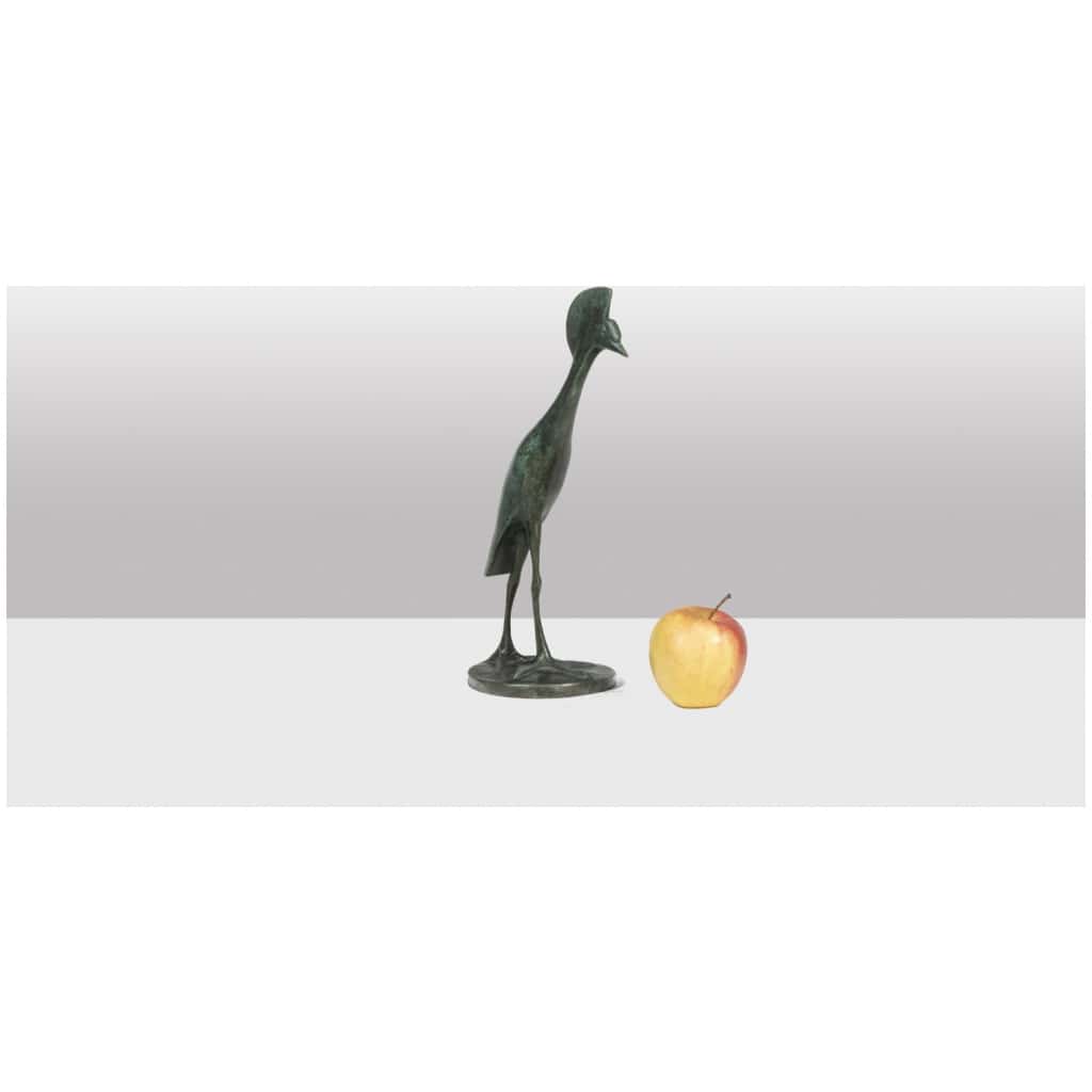 François Pompon. « Grue Couronnée en marche », bronze, tirage de 2006. 12