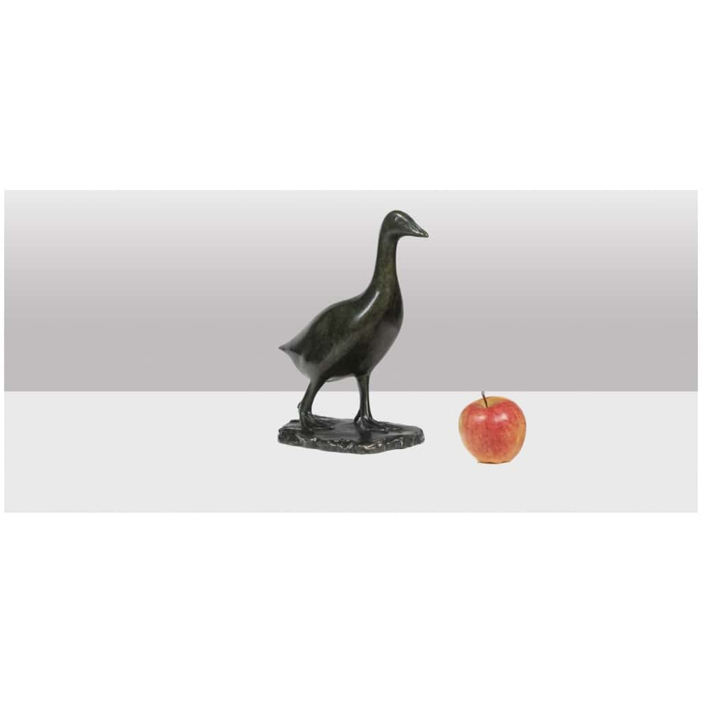 François Pompon. “Goose”, bronze, 2006 print. 7