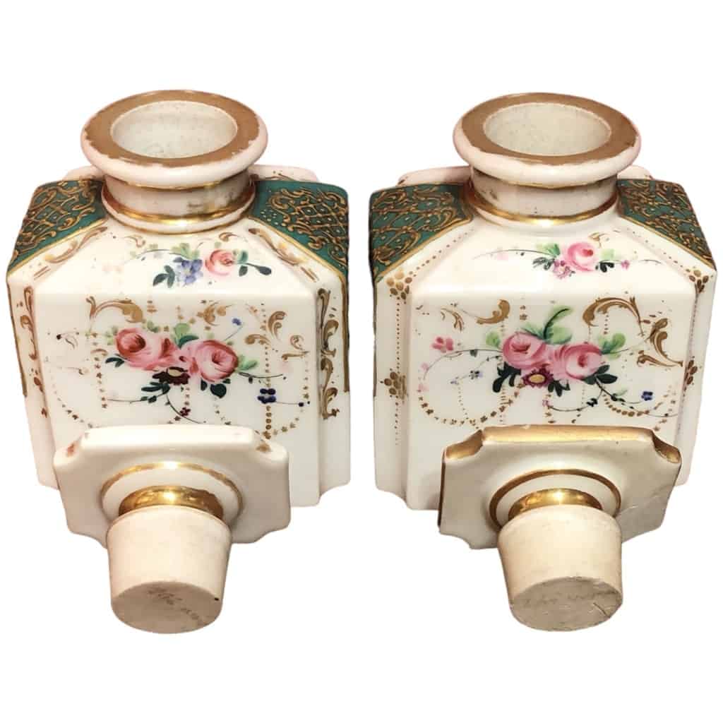 Tea box 19th century Louis Philippe period lemon rosewood two porcelain bottles 4