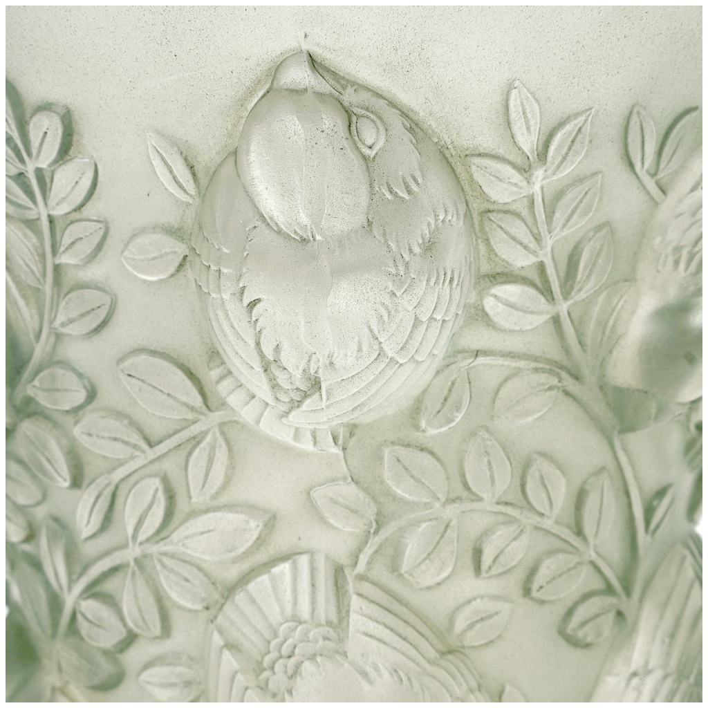 1930 René Lalique – Saint François Vase White Glass Patinated Green 6