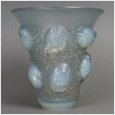 1930 René Lalique – Saint François Vase Blue Patinated Opalescent Glass