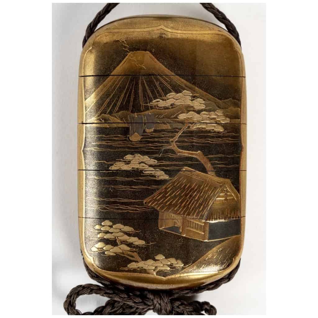 Inro with 4 lacquer compartments Edo period 19th 4